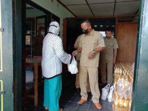 MIGOR MAHAL KALURAHAN SIDOMOYO ADAKAN OPERASI PASAR