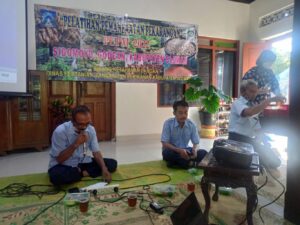 PEMBUKAAN PELATIHAN PEMANFAATAN LAHAN PEKARANGAN DI SIDOMOYO