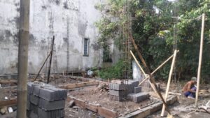 50 WARGA SIDOMOYO SEMANGAT MEMBANGUN RUMAH BARU LAYAK HUNI