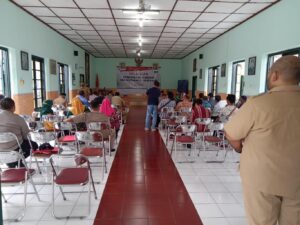 PELATIHAN PENGENDALIAN KEAMANAN DAN KENYAMANAN LINGKUNGAN DI SIDOMOYO